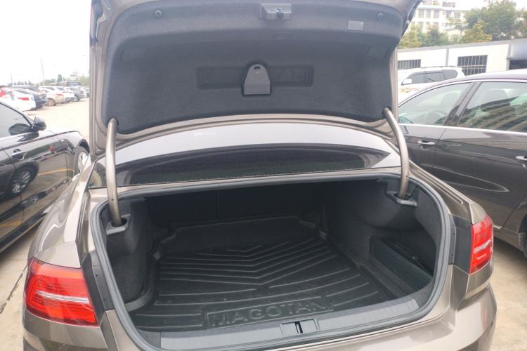 Used Volkswagen Magotan 2019 280TSI DSG Comfort Model China VI Standard Trunk