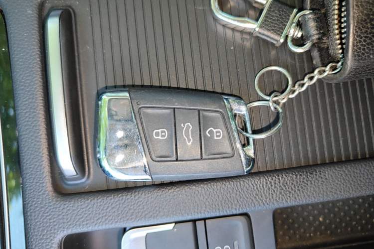 Used Volkswagen Magotan 2019 330TSI DSG Luxury Version China VI Standard Vehicle Key