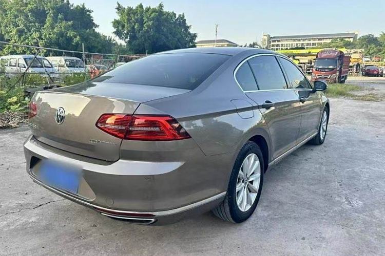Used Volkswagen Magotan 2019 330TSI DSG Leading Edition China V Standard Exterior 6