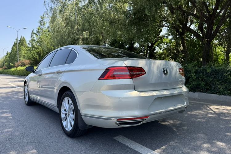 Used Volkswagen Magotan 2019 330TSI DSG Luxury Model China V Standard Exterior 7