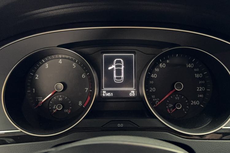 Used Volkswagen Magotan 2019 330TSI DSG Luxury Model China V Standard Instrument Cluster