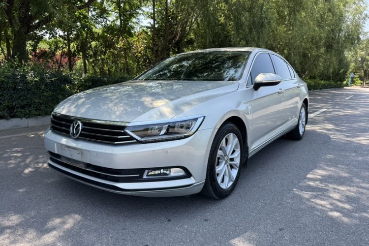 Used Volkswagen Magotan 2019 330TSI DSG Luxury Model China V Standard Left Front Headlight