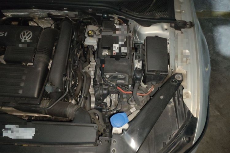 Used Volkswagen Magotan 2019 280TSI DSG Comfort Model China VI Standard Engine Bay Left