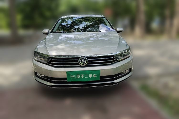 Used Volkswagen Magotan 2019 330TSI DSG Luxury Version China VI Standard Front