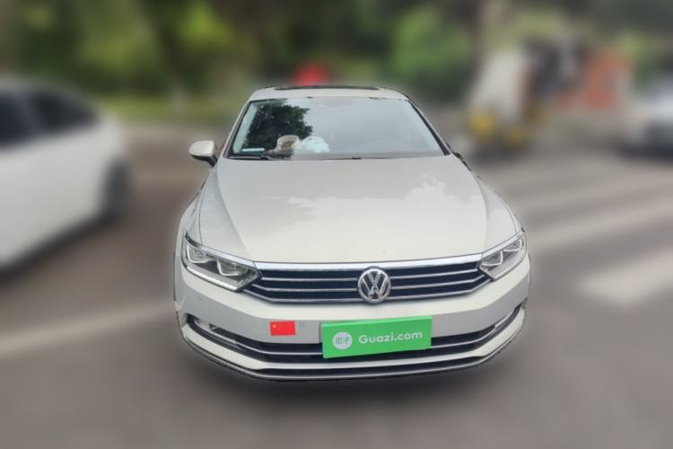 Used Volkswagen Magotan 2019 330TSI DSG Luxury Version China VI Standard Front