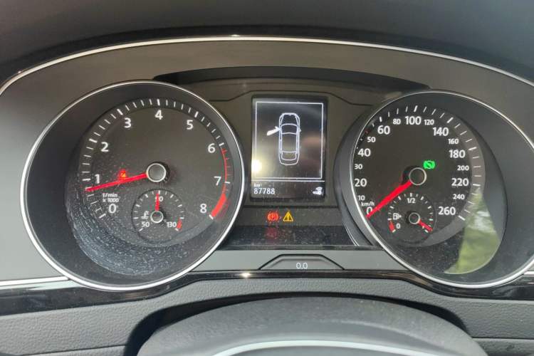Used Volkswagen Magotan 2019 330TSI DSG Luxury Version China VI Standard Instrument Cluster