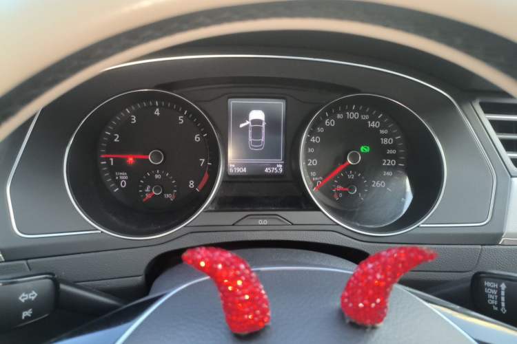 Used Volkswagen Magotan 2019 280TSI DSG Comfort Model China VI Standard Instrument Cluster