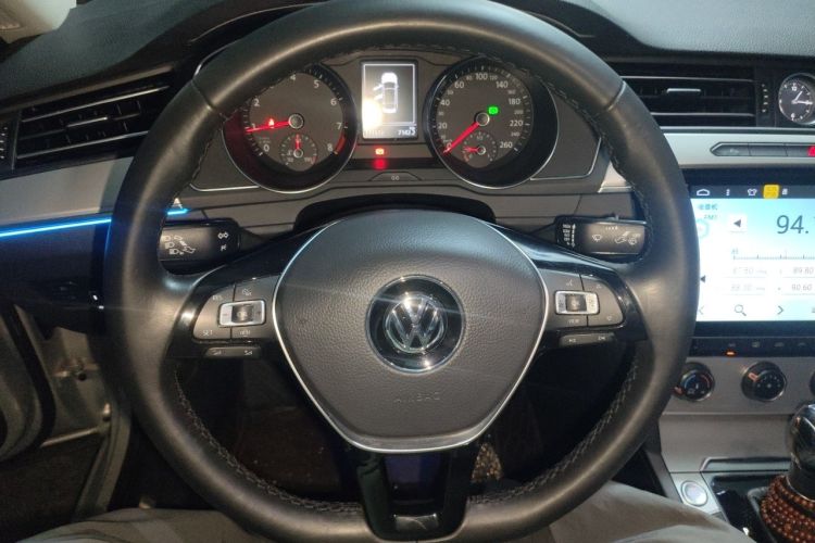 Used Volkswagen Magotan 2019 280TSI DSG Comfort Model China VI Standard Steering Wheel