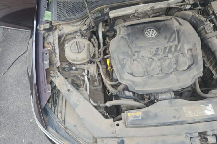 Used Volkswagen Magotan 2019 330TSI DSG Luxury Model China V Standard Engine Bay Right