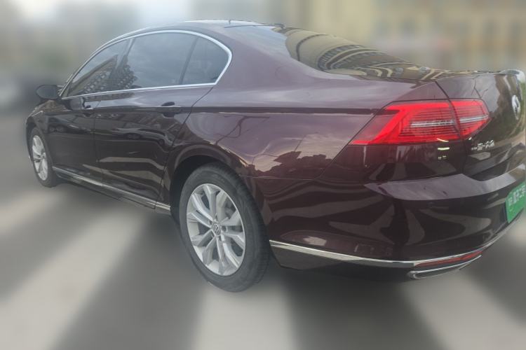 Used Volkswagen Magotan 2019 330TSI DSG Luxury Model China V Standard Rear Left 45 Deg