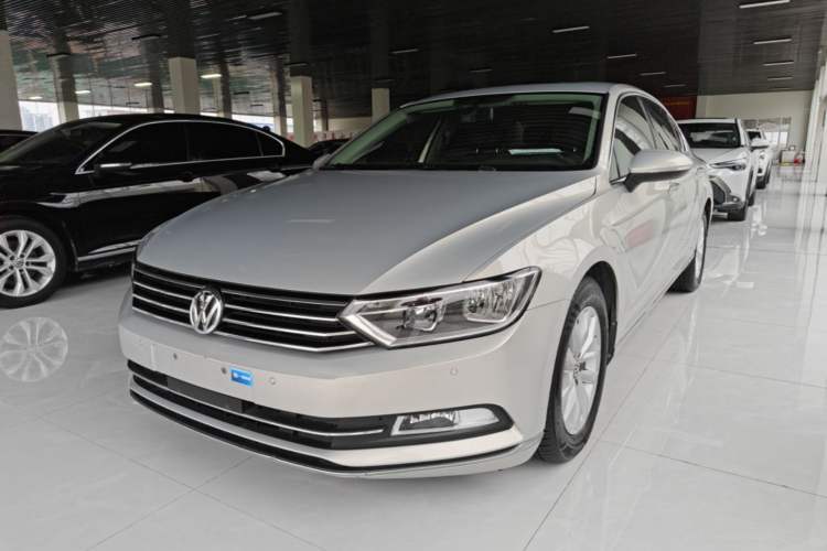 Used Volkswagen Magotan 2019 280TSI DSG Comfort Model China VI Standard Guazi used car, China used car export, Used car for sale, Used  cars, Cheapest cars for sale
