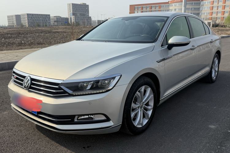Used Volkswagen Magotan 2019 330TSI DSG Luxury Version China VI Standard Exterior 1