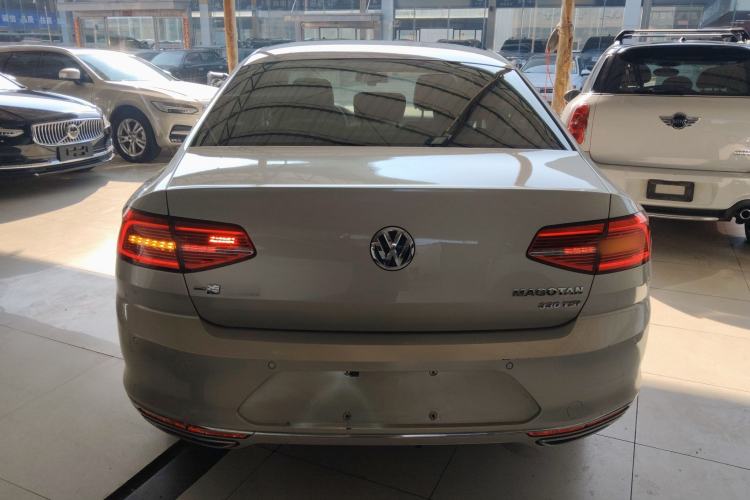 Used Volkswagen Magotan 2019 330TSI DSG Leading Edition China V Standard Exterior 4