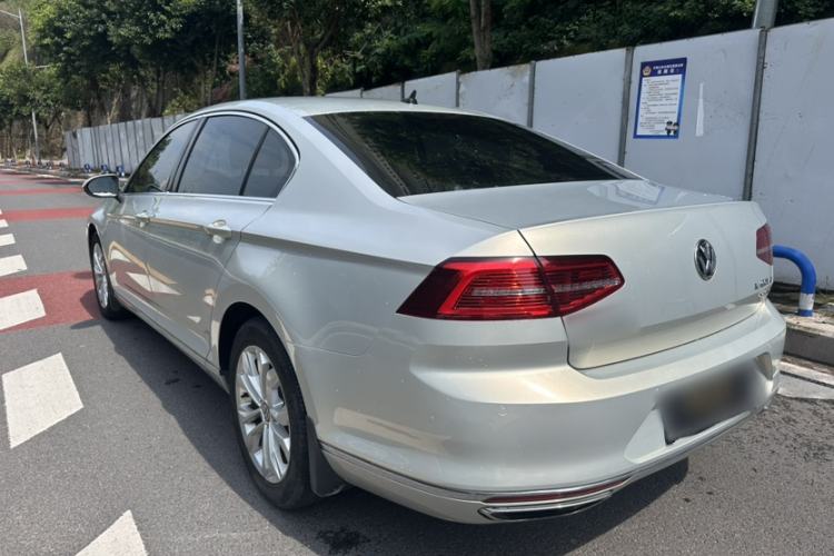 Used Volkswagen Magotan 2019 380TSI DSG Luxury Model China V Standard Exterior 6