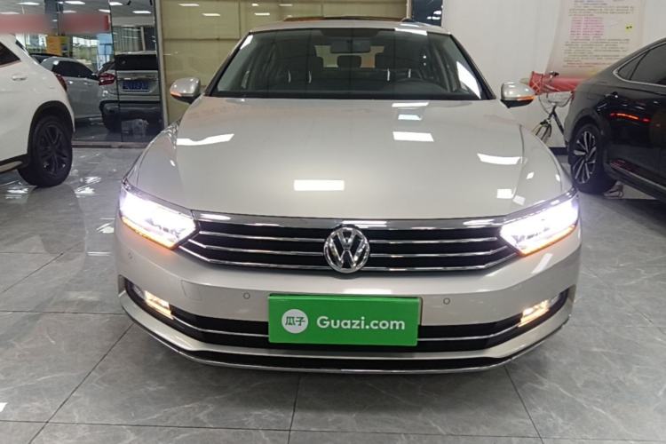 Used Volkswagen Magotan 2019 330TSI DSG Leading Model China VI Standard Front
