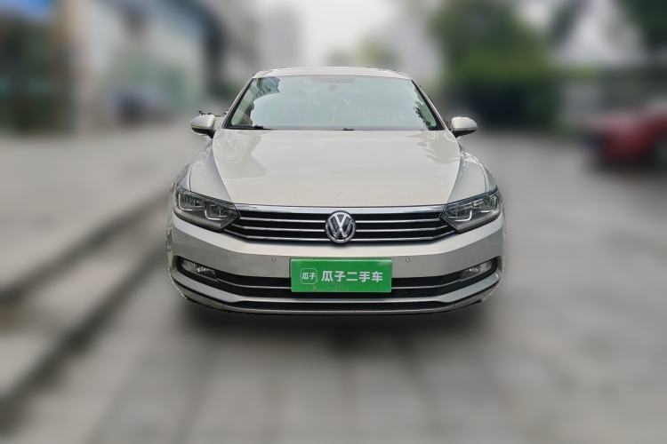Used Volkswagen Magotan 2019 330TSI DSG Leading Model China VI Standard Front
