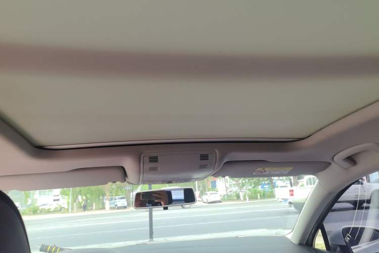 Used Volkswagen Magotan 2019 330TSI DSG Leading Model China VI Standard Headliner