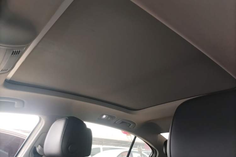 Used Volkswagen Magotan 2019 280TSI DSG Leading Model China VI Standard Headliner