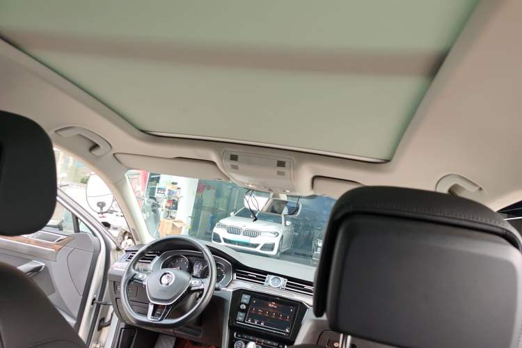Used Volkswagen Magotan 2019 380TSI DSG Luxury Model China V Standard Headliner
