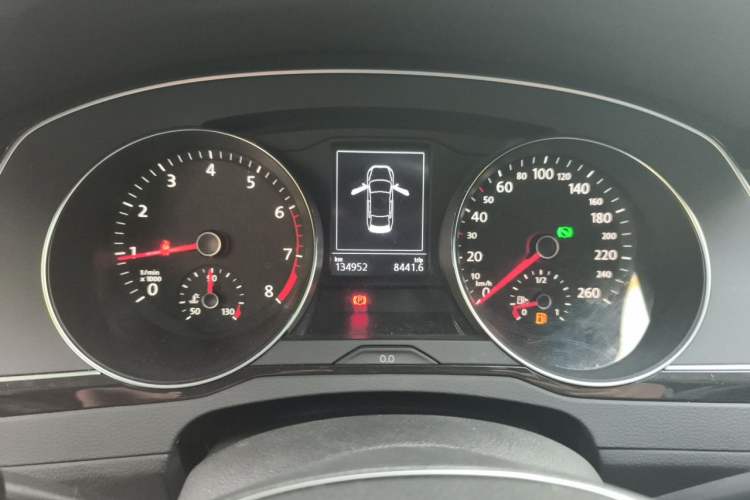 Used Volkswagen Magotan 2019 330TSI DSG Luxury Model China V Standard Instrument Cluster