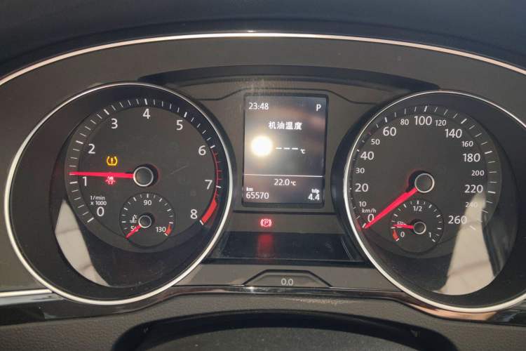 Used Volkswagen Magotan 2019 330TSI DSG Leading Edition China V Standard Instrument Cluster