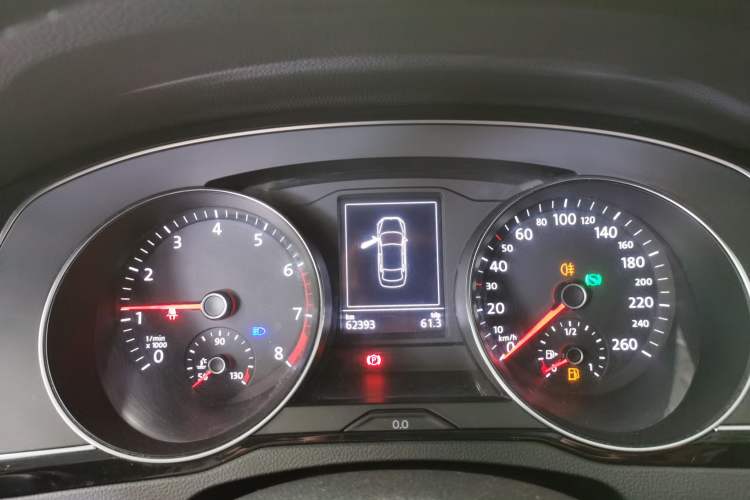 Used Volkswagen Magotan 2019 330TSI DSG Luxury Version China VI Standard Instrument Cluster