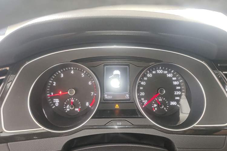 Used Volkswagen Magotan 2019 330TSI DSG Luxury Model China V Standard Instrument Cluster