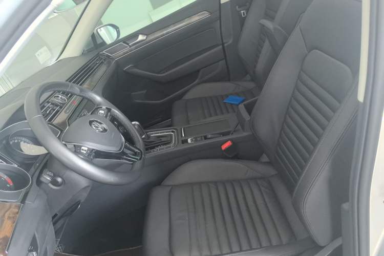 Used Volkswagen Magotan 2019 380TSI DSG Luxury Model China V Standard Left Front Seat