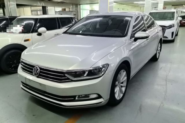 Used Volkswagen Magotan 2019 330TSI DSG Leading Edition China V Standard