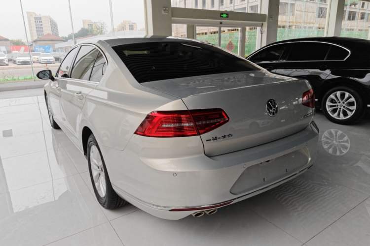 Used Volkswagen Magotan 2019 280TSI DSG Comfort Model China VI Standard Rear Left 45 Deg