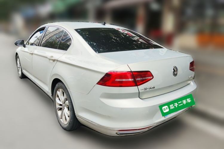 Used Volkswagen Magotan 2019 330TSI DSG Luxury Model China V Standard Rear Left 45 Deg