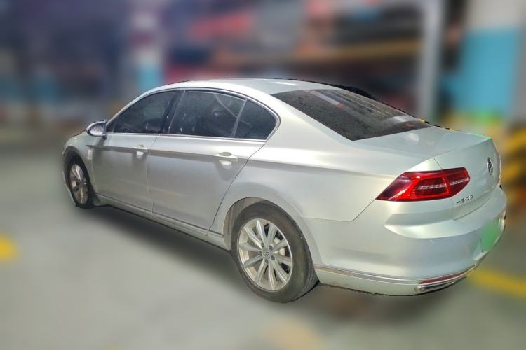 Used Volkswagen Magotan 2019 330TSI DSG Leading Model China VI Standard Rear Left 45 Deg