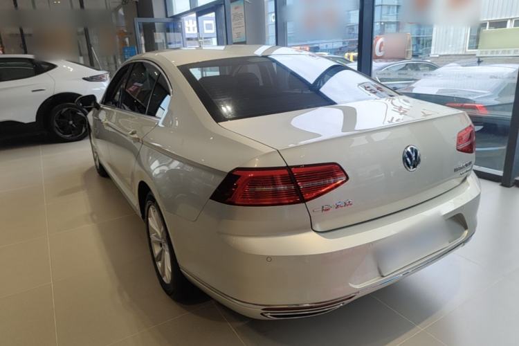 Used Volkswagen Magotan 2019 330TSI DSG Luxury Version China VI Standard Rear Left 45 Deg