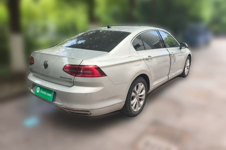 Used Volkswagen Magotan 2019 330TSI DSG Luxury Model China V Standard Rear Right 45 Deg