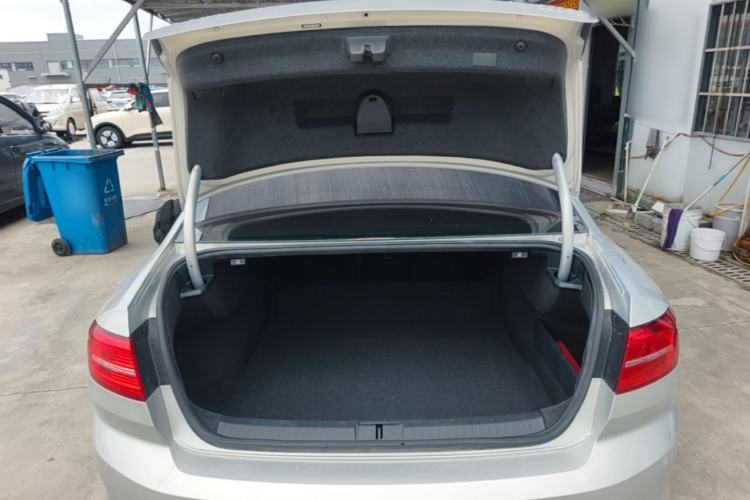 Used Volkswagen Magotan 2019 330TSI DSG Luxury Model China V Standard Trunk