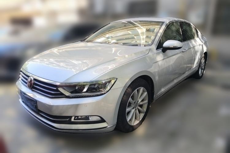Używany Volkswagen Magotan 2019 330TSI DSG Leading Edition China V Standard Guazi used car, China used car export, Used car for sale, Used cars, Cheapest cars for sale