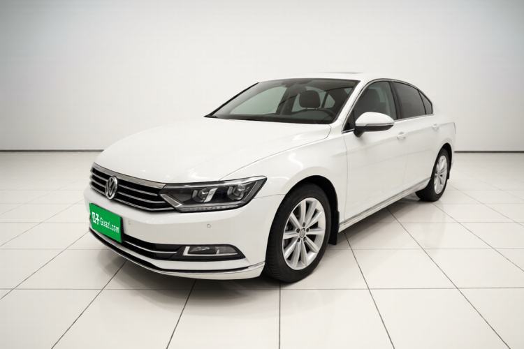 Używany Volkswagen Magotan 2019 330TSI DSG Leading Edition China V Standard Guazi used car, China used car export, Used car for sale, Used cars, Cheapest cars for sale