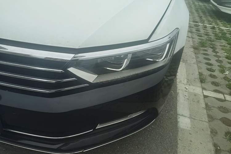Used Volkswagen Magotan 2019 330TSI DSG Luxury Version China VI Standard Left Front Headlight