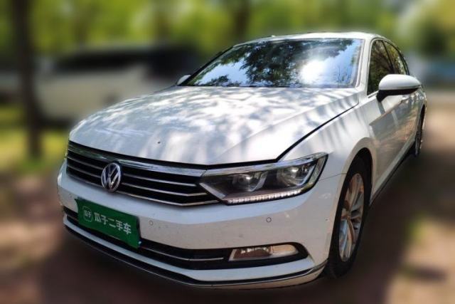 Volkswagen Magotan 2019 330TSI DSG Luxury Model China V Standard usado