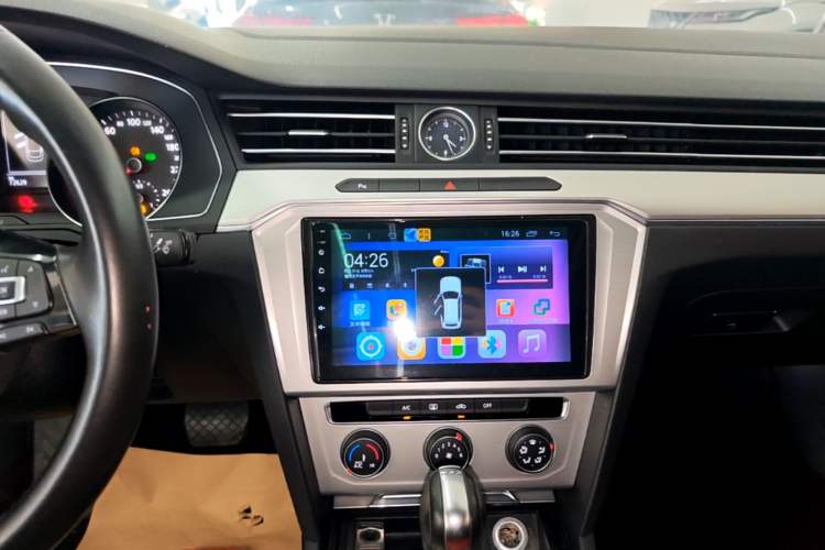 Used Volkswagen Magotan 2019 280TSI DSG Comfort Model China VI Standard Audio And AC Panel