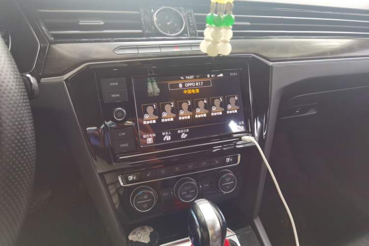 Used Volkswagen Magotan 2019 330TSI DSG Luxury Model China V Standard Audio And AC Panel