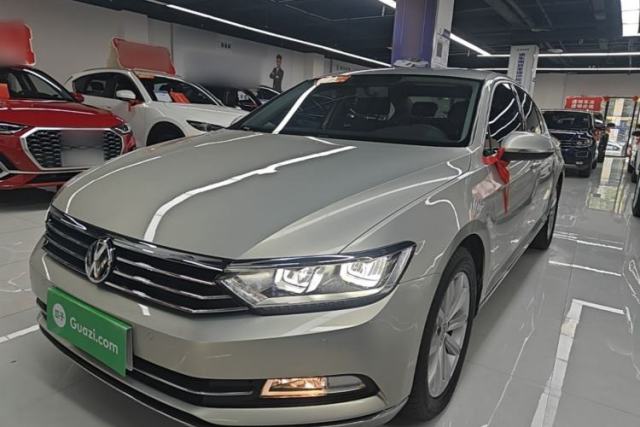 Used Volkswagen Magotan 2019 330TSI DSG Leading Model China VI Standard