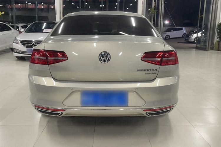 Used Volkswagen Magotan 2019 330TSI DSG Leading Model China VI Standard Exterior 4