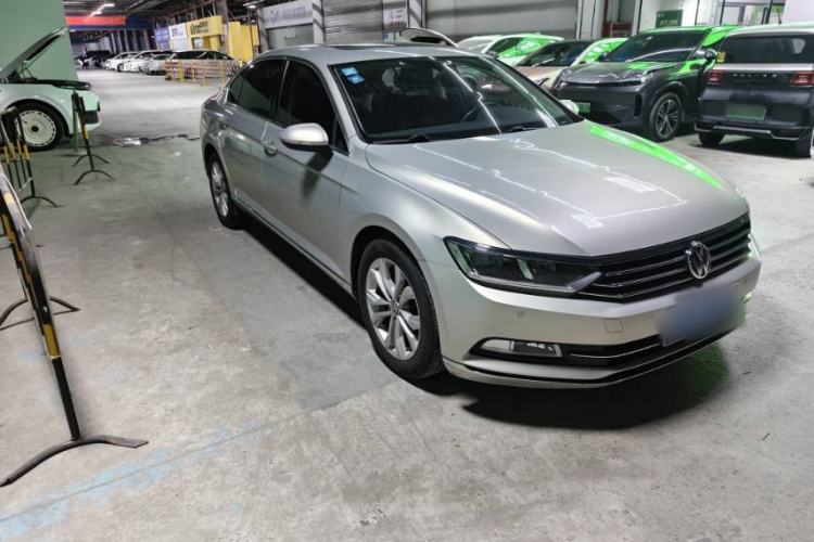 Used Volkswagen Magotan 2019 330TSI DSG Luxury Version China VI Standard Exterior 6