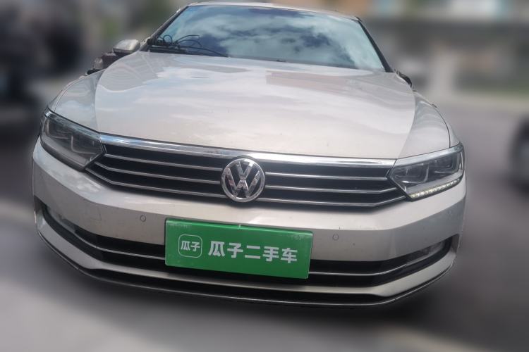 Used Volkswagen Magotan 2019 330TSI DSG Leading Model China VI Standard Front