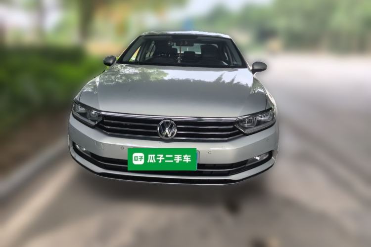 Used Volkswagen Magotan 2019 330TSI DSG Leading Model China VI Standard Front