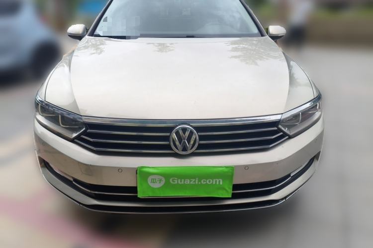 Used Volkswagen Magotan 2019 330TSI DSG Luxury Version China VI Standard Front