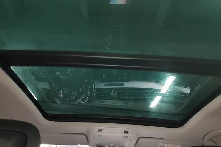 Used Volkswagen Magotan 2019 330TSI DSG Leading Edition China V Standard Headliner