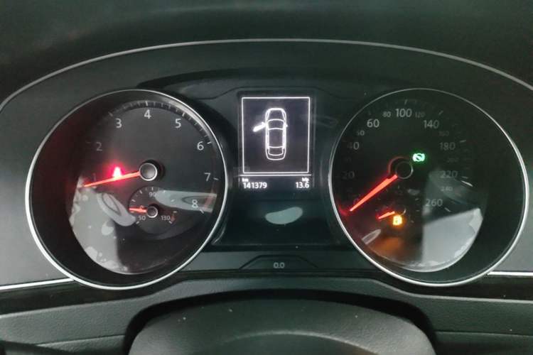 Used Volkswagen Magotan 2019 330TSI DSG Leading Edition China V Standard Instrument Cluster