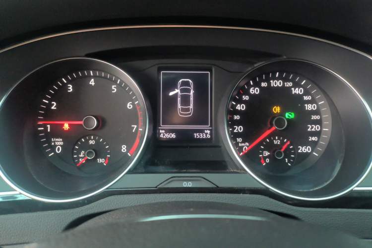 Used Volkswagen Magotan 2019 330TSI DSG Leading Model China VI Standard Instrument Cluster